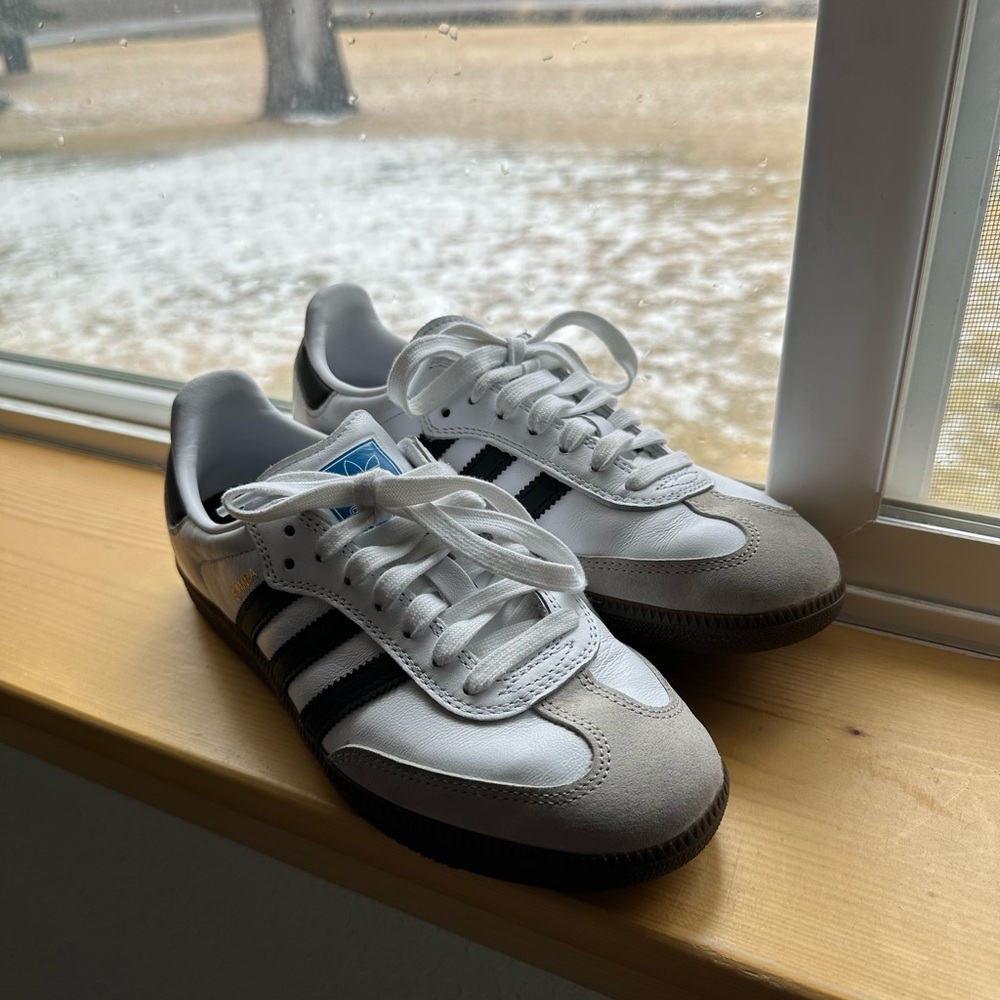 Adidas sambas